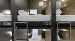 Хостел Капсула Москва Кровать «Комфорт» в общем номере для мужчин, собственные ванные комнаты-5