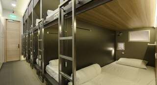 Хостел Капсула Москва Кровать «Комфорт» в общем номере для мужчин, собственные ванные комнаты-4